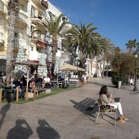 Logement Quartier Romantique Plage Apartamento *